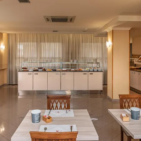 Hotel Riviera 3*