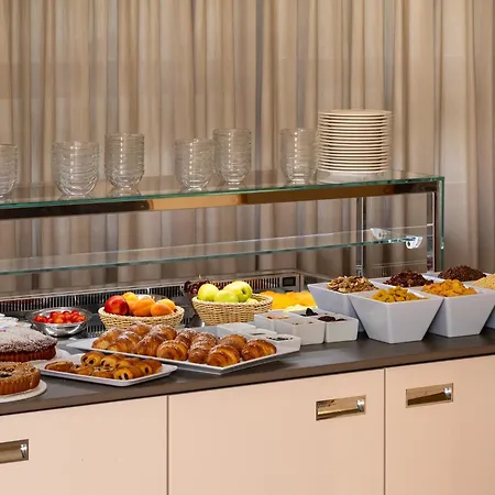 Hotel Riviera 3*