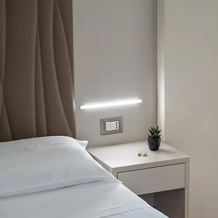 Riviera Szálloda 3*