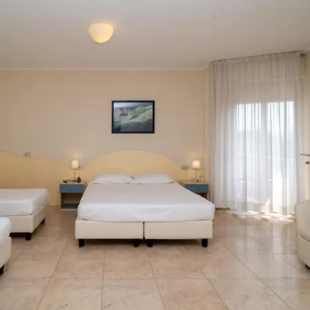 Отель Riviera Порто-Сан-Джорджо