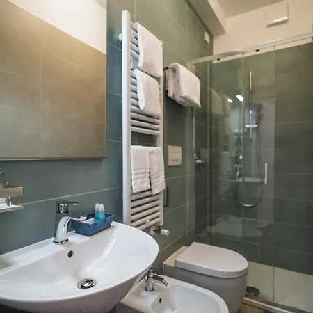 Riviera Отель 3*