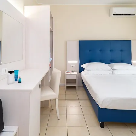 Отель Riviera Порто-Сан-Джорджо