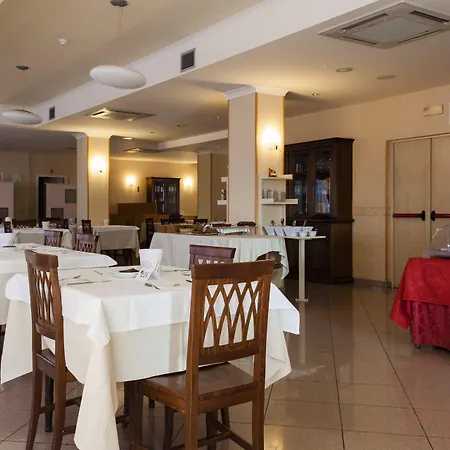 Hotel Riviera 3*
