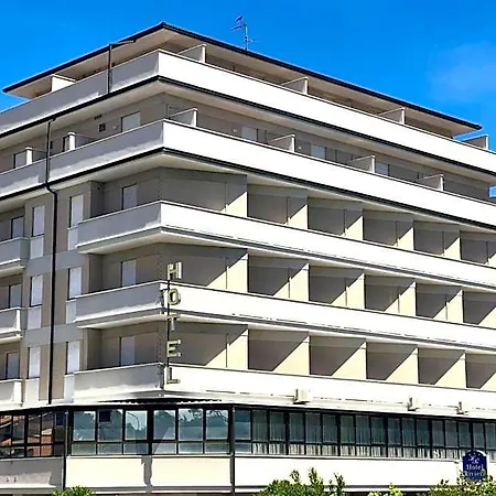 Hotel Riviera 3*