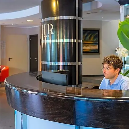 Riviera Hotel