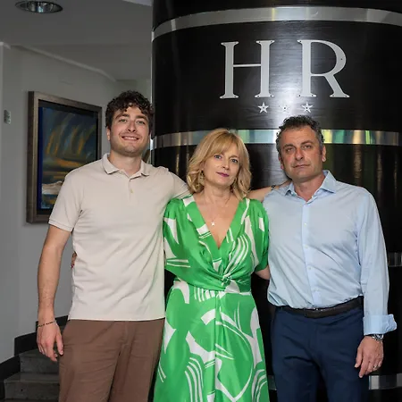 Hotel Riviera 3*