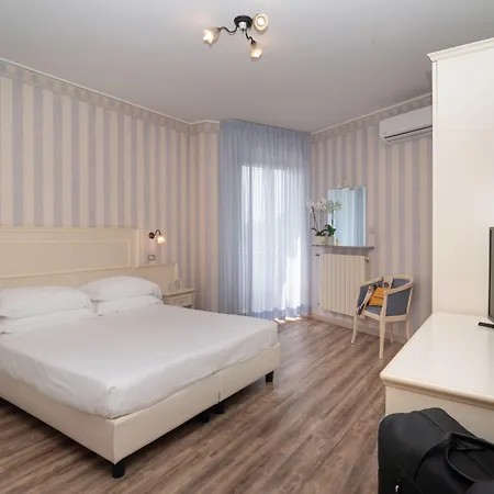 Hotel Riviera